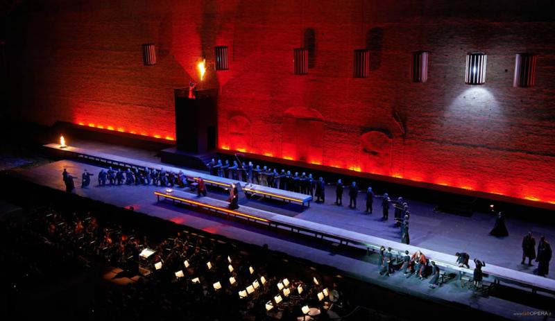I found (Ho trovato) a beautiful "Il Trovatore" at Macerata