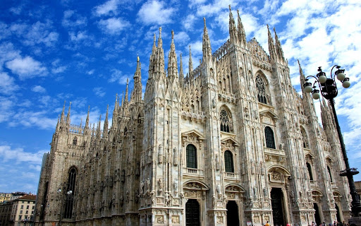 Andrea Bocelli sustine un concert de Pastele Catolic, duminica, fara public, la Domul din Milano